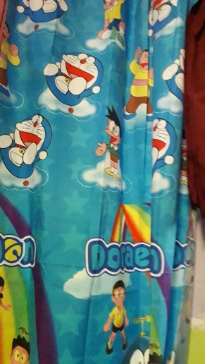 Gorden Doraemon Rainbow Tali Perekat Uk 120x200