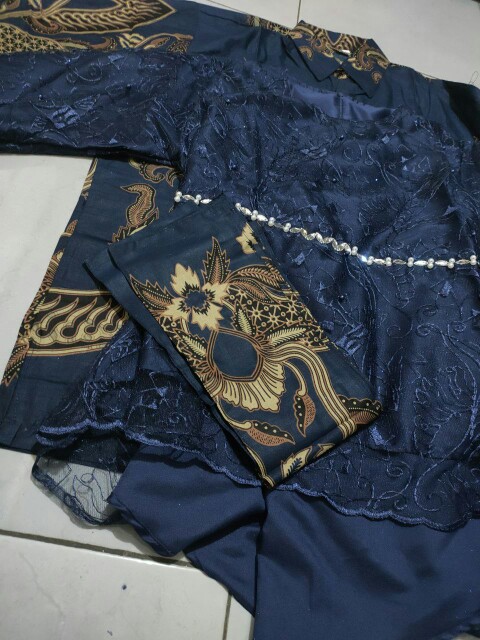 Maura Couple - Sania Ruffle Batik Couple Ori Ndoro Jowi Dnt Garansi Termurah Shopee - Kebaya Modern