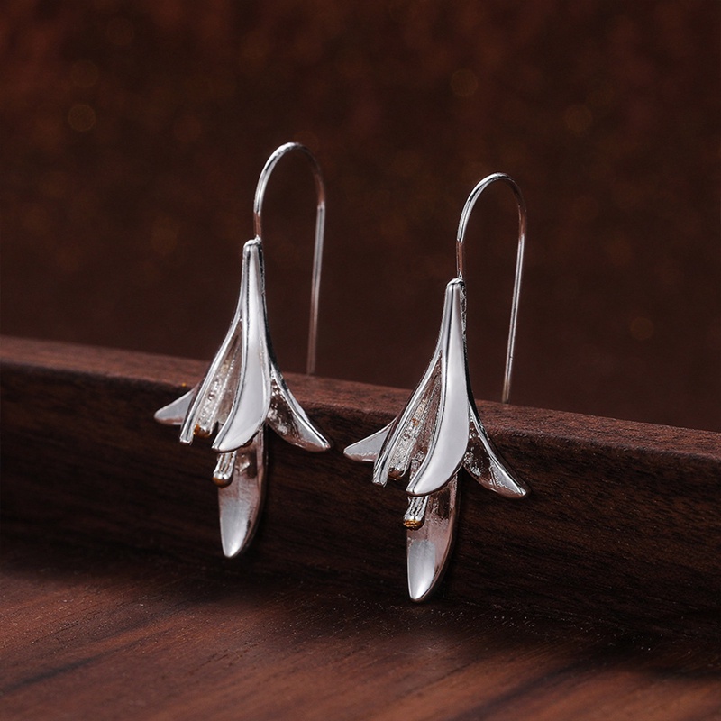 Anting Drop 925 Silver Bentuk Bunga Untuk Wanita