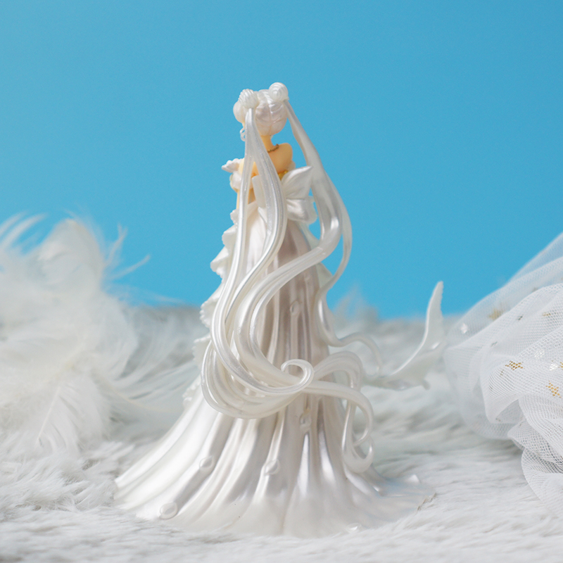Figure Anime Sailor Moon Dengan Gaun Pengantin 15cm PVC Action Figurine Model Postur Berdiri Koleksi Kartun Mainan Untuk Anak
