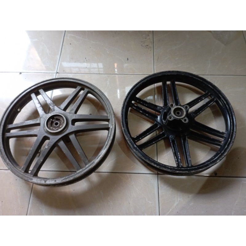 VELG RACING DEPAN SUJUKI SPIN OLD SPIN NEW ORIGINAL