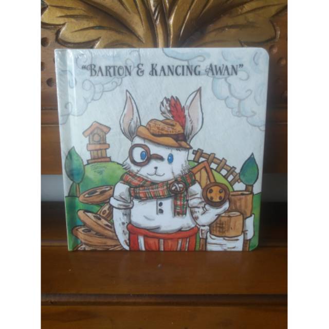 Boardbook Barton Dan Kancing Awan