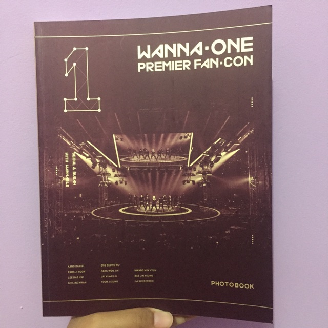 WANNA ONE Premier Fan Con set