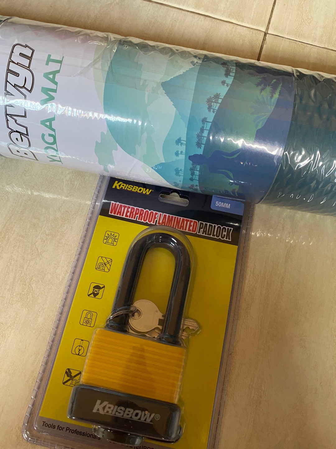 Krisbow Gembok Panjang Tahan Air  50 Mm - Kuning