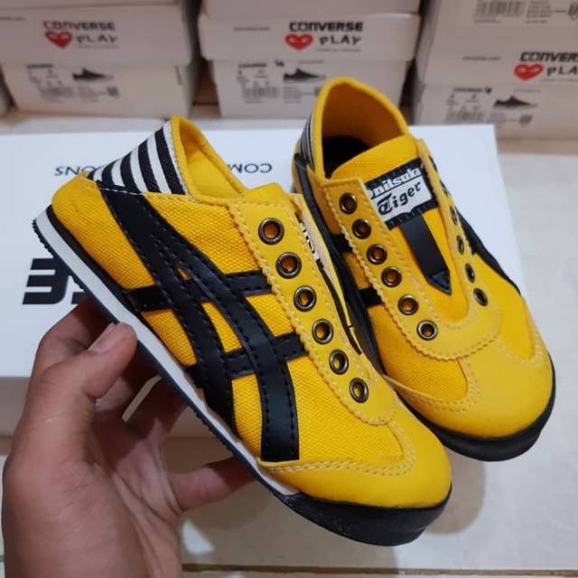  SEPATU  ANAK  ASICS ONITSUKA  TIGER PARATY SLIP ON KIDS 