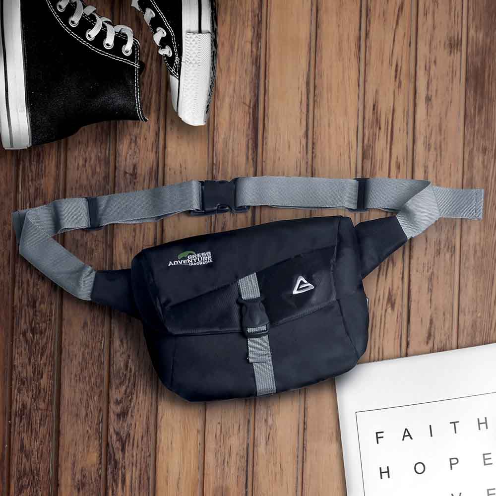 Tas Selempang Simpel Waistbag Westbag Waitbag Weistbag Wasbag Kecil Keren Terbaru Distro Pria Cowok