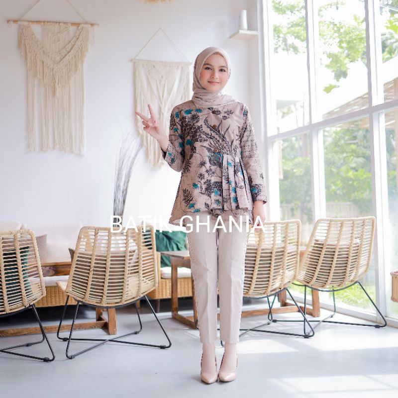 Atasan Batik Terbaru Terbaru Blouse Batik Wanita Lengan Panjang Motif Yasmina BY BATIK GHANIA