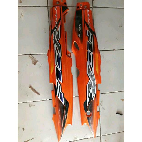 Body FIZR orange + striping