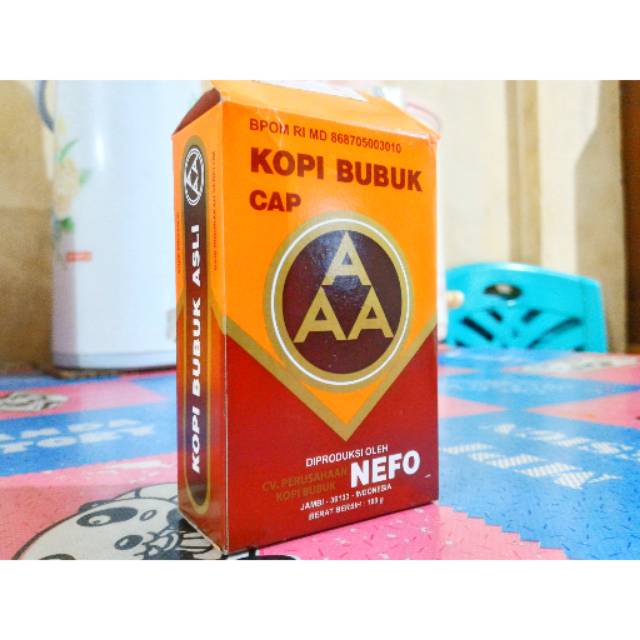

Kopi AAA 100gram Oleh Oleh Khas Jambi | Kopi Hitam Bubuk Wangi Asli Kota Jambi | Kopi AAA Nefo Produksi Terbaru Kemasan Kotak Dikirim Dari Jambi City