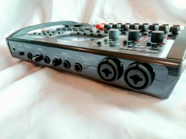 Zoom R8 Recorder 24bit Indonesia