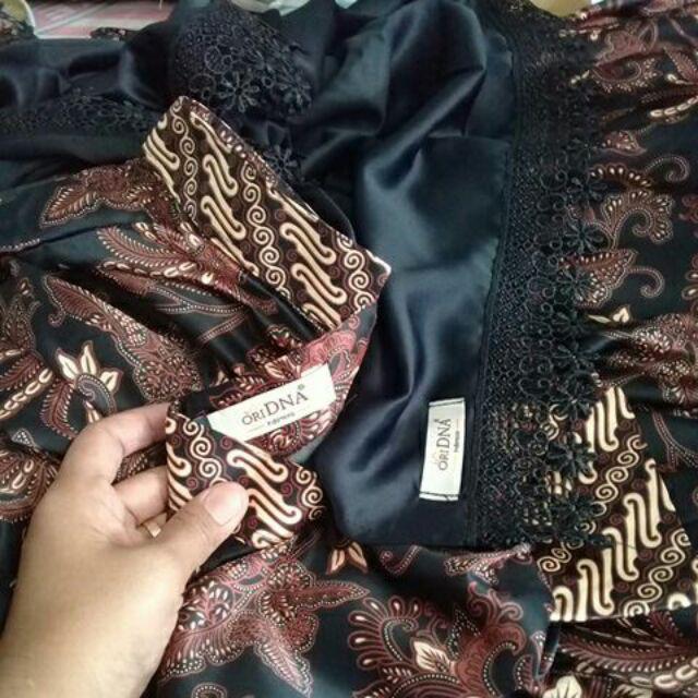 4warna Kamila Batik Syari 01 S 92/136 Gamis Syari Semisutera Silky Babytouch Dn Ch Dna