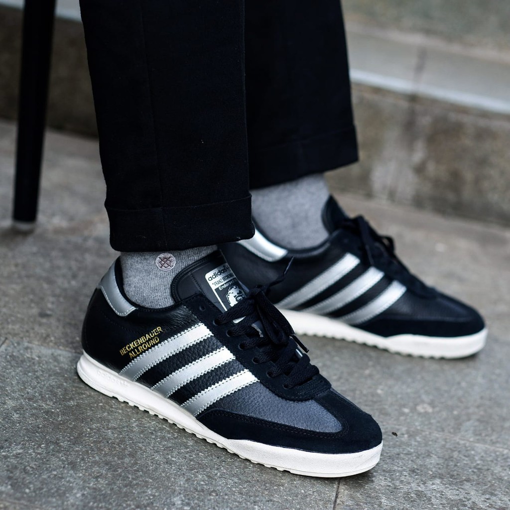 sepatu adidas best seller