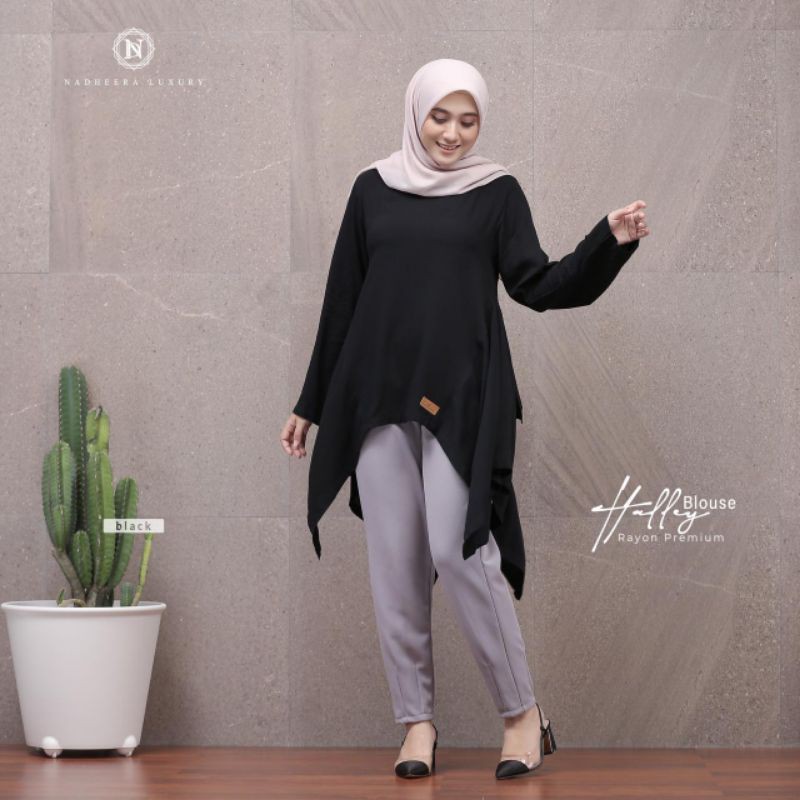 HALLEY BLOUSE BY NADHEERA LUXURY MATT RAYON PREMIUM /MODEL LOOSE/BLACK ONLY SIZE M
