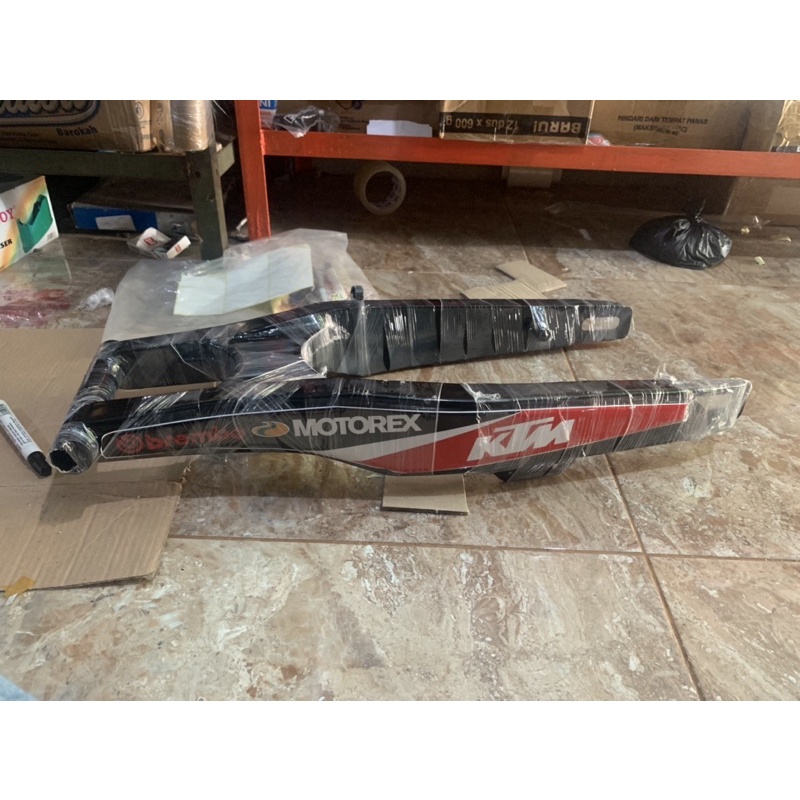 SWING ARM KLX CRF PNP MODEL KTM LISLAS/ satria fu 150 arm ktm/klx crf