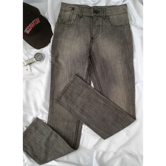 Celana Jeans Cowok Panjang / Jeans Cowok Kekinian