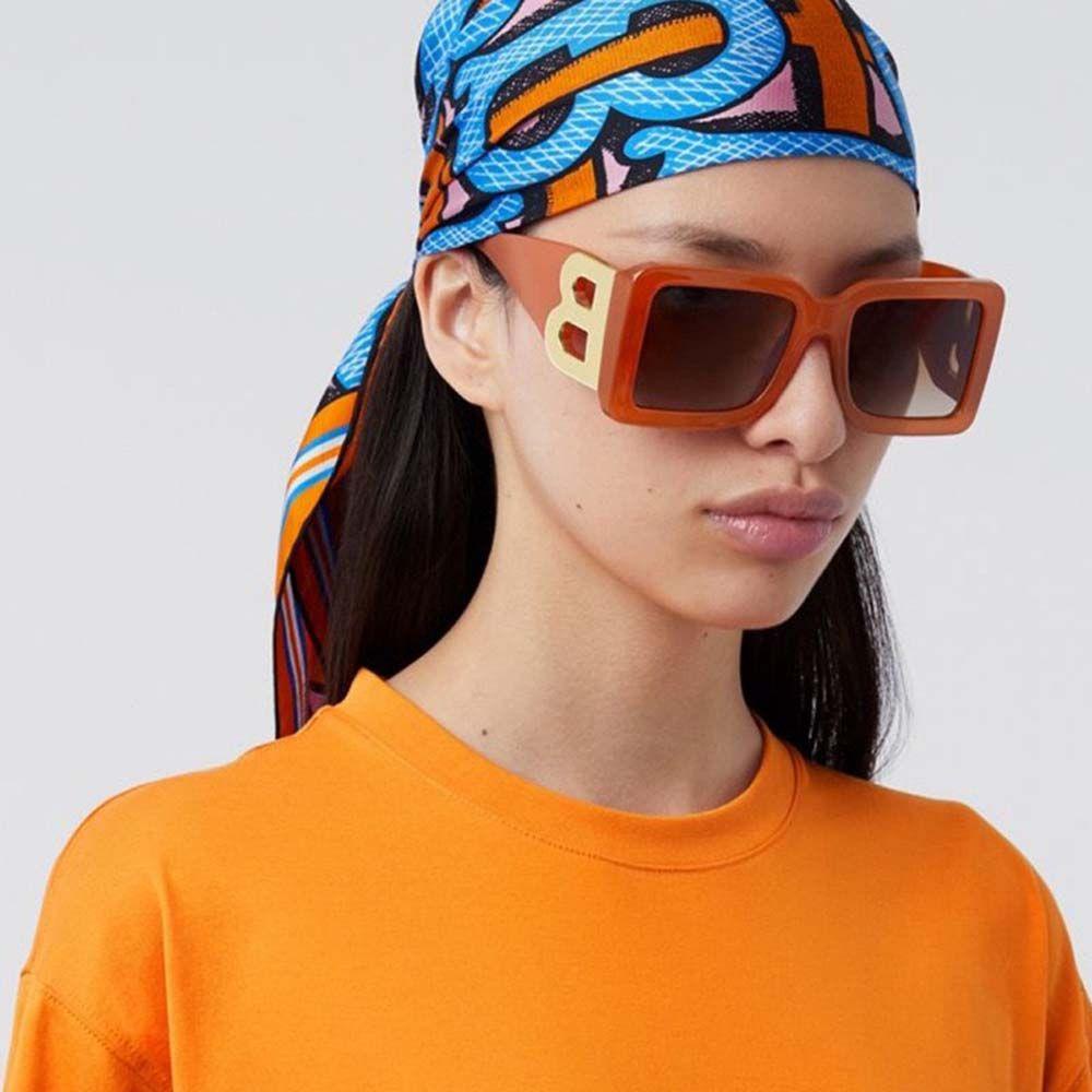 [Elegan] Kacamata Hitam Persegi Panjang Anti UV Retro Leopard Huruf B Street Style Properti Foto Korea Oversize Eyewear