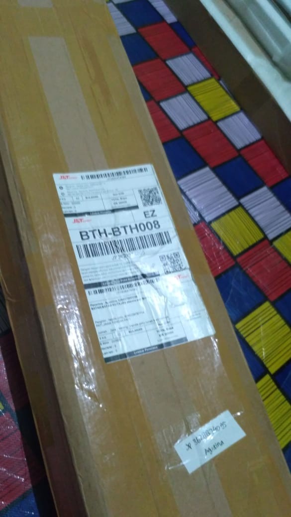 Handle Pintu Rumah Baut Tembus