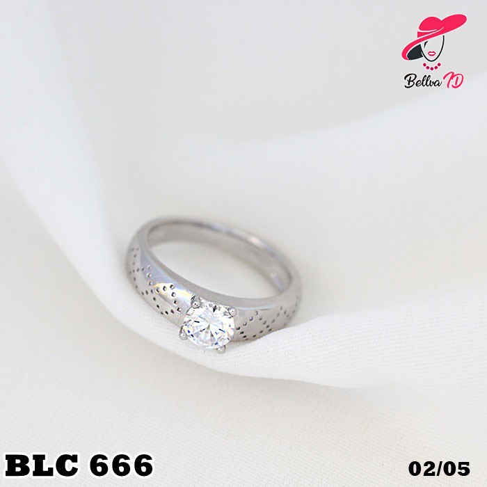 Cincin Wanita Ring Silver Permata Tunggal Kristal Bening Perhiasan  18k LC 666