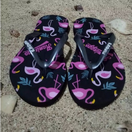 SENDAL WANITA / CEWE TERMURAH SENDAL JEPIT SPON  MOTIF FLAMINGO  TERBARU BISA COD BISA GROSIR