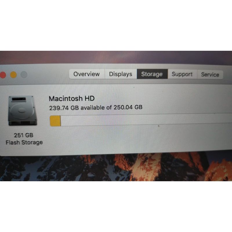 OBRAL ..MEC PRO RETINA 13 IN 2016(TWO THUNDER PORT).RAM 8 .SSD 128 .CORE I5..MULUS . WARNA SILVER