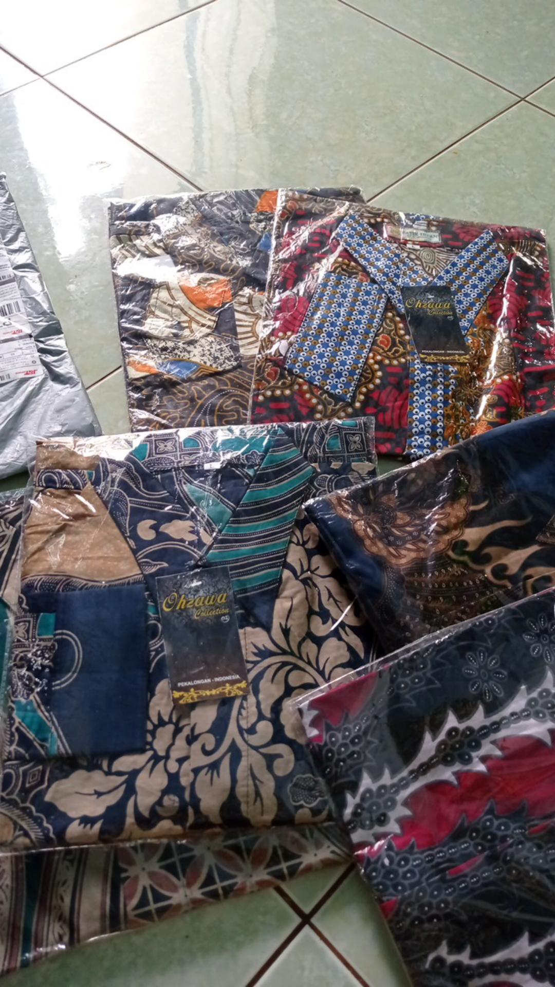 Batik Pria  / Kemeja Batik Pria / Kemeja Batik / Kemeja Pria