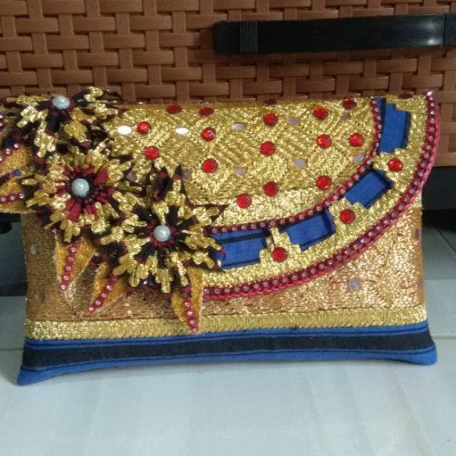 Tas tapis/ tas selempang/ tas tapis asli/ tas tapis lampung/ tas selempang/ tas wanita