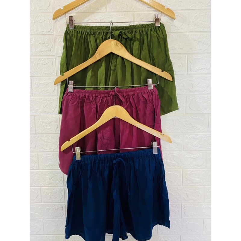 CELANA PENDEK WANITA RANDOM ATAU CAMPUR MOTIF DAN POLOS 50rb 3pcs barang Bagus