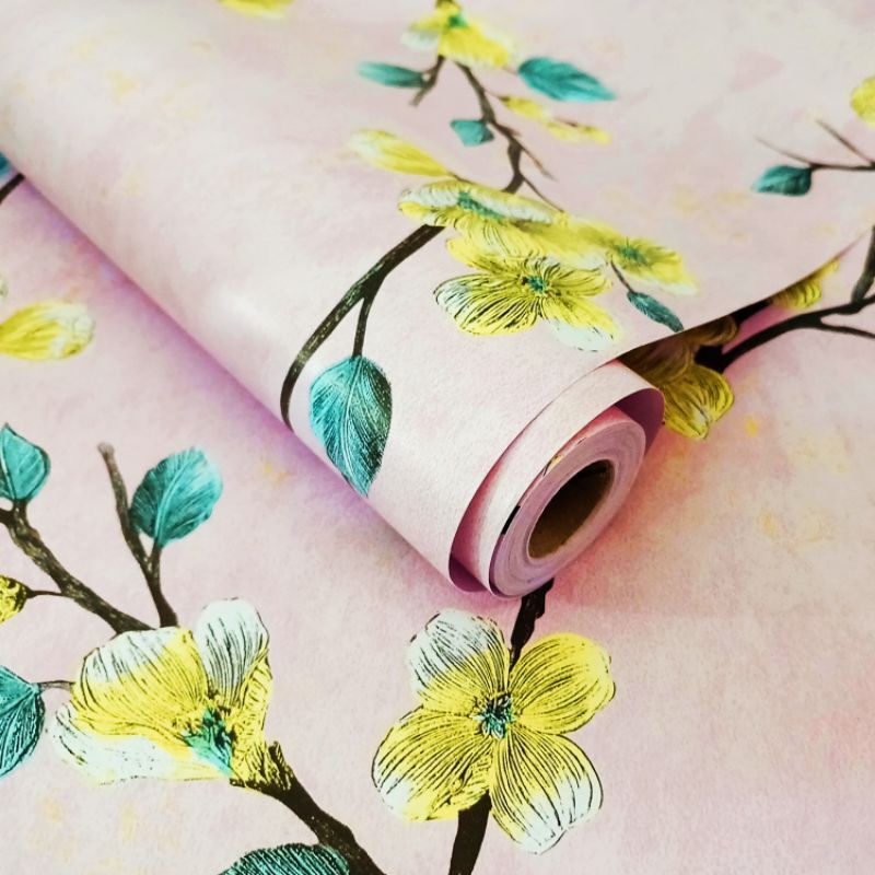 Wallpaper Dinding Stiker Dinding Pink Motif Bunga Sakura Kuning Daun Biru