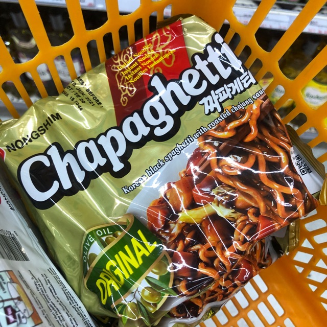

Chapagetti Nongshim Ramyun Korea Snack Mie Instant