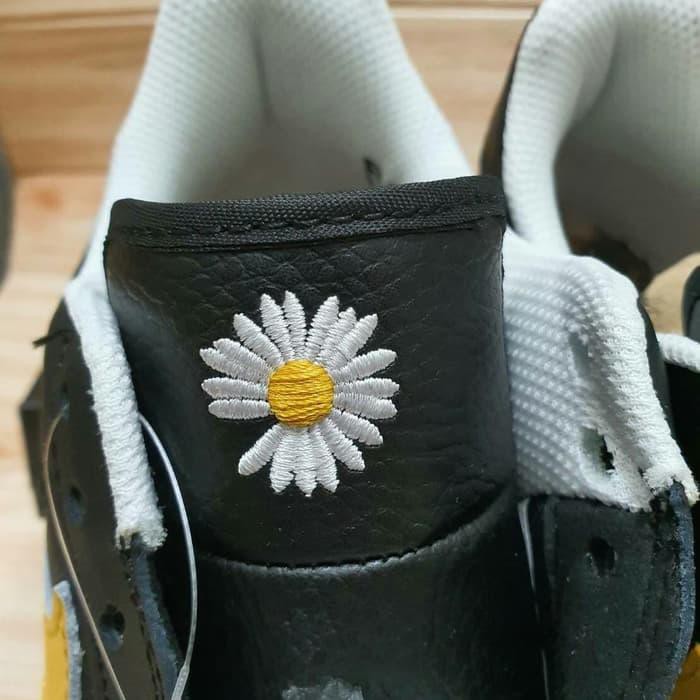 para noise yellow swoosh