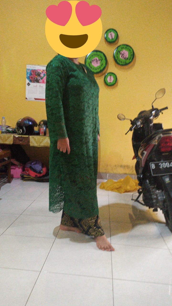 Mts Misbi Set Batik Couple Set Kebaya Long Tunik Brukat