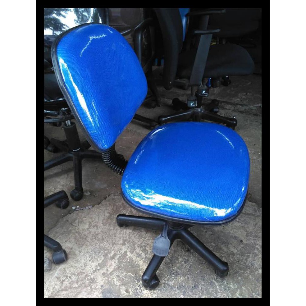 

Kursi kantor hidrolik (blue colour) NEW