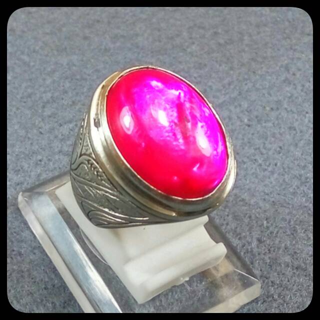 CINCIN RED RUBY FOSIL KERANG MUTIARA MERAH BERKILAU