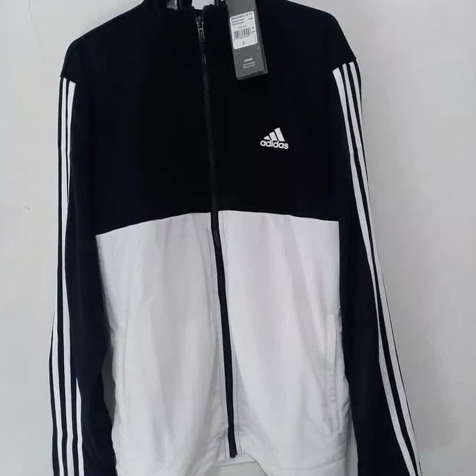 adidas logo tracksuit