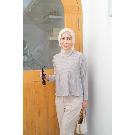 GFS RESTOCK BEST SELLER YURAA LADY CRUSH BLOUSE