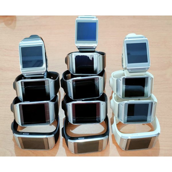 SAMSUNG GALAXY GEAR SM-V700 SECOND ORIGINAL MULUS  SEPERTI BARU
