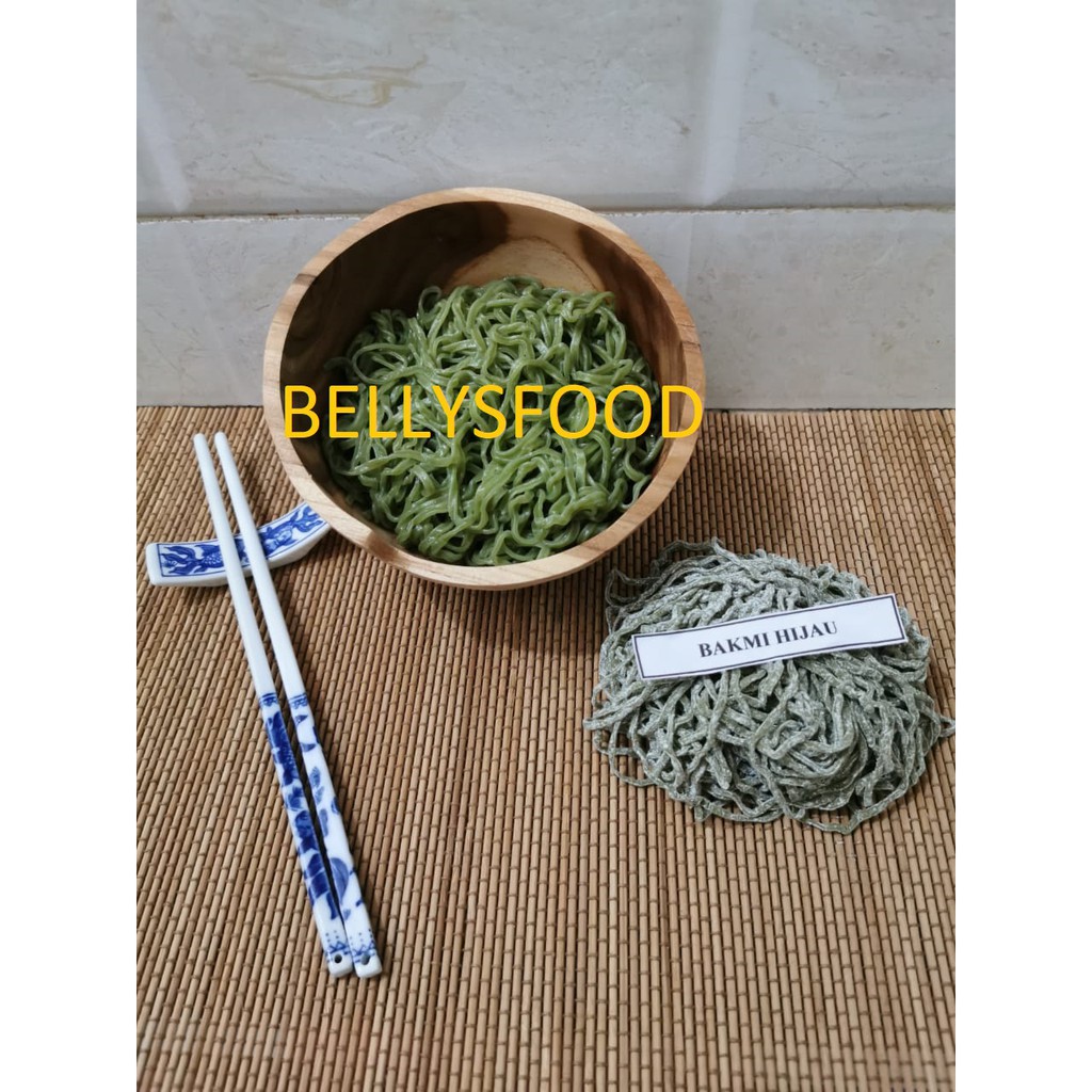 

BAKMI MENTAH TELUR BEBEK MIE MENTAH KERITING MIE HIJAU PER KG - ENAK