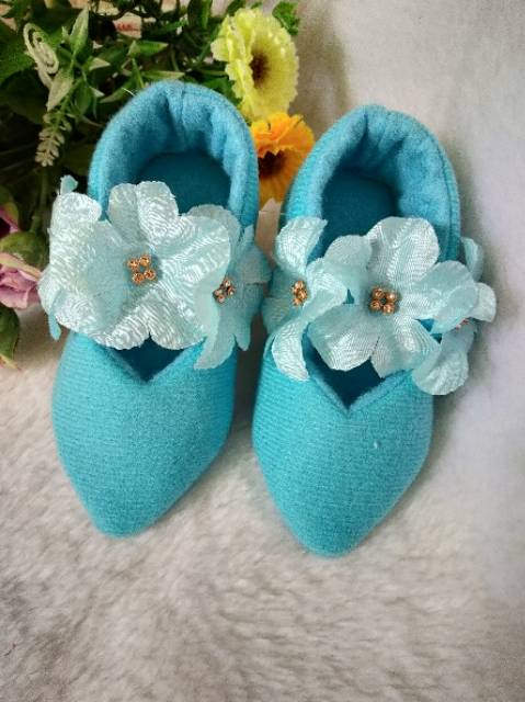 Sepatu putih (highheels baby)