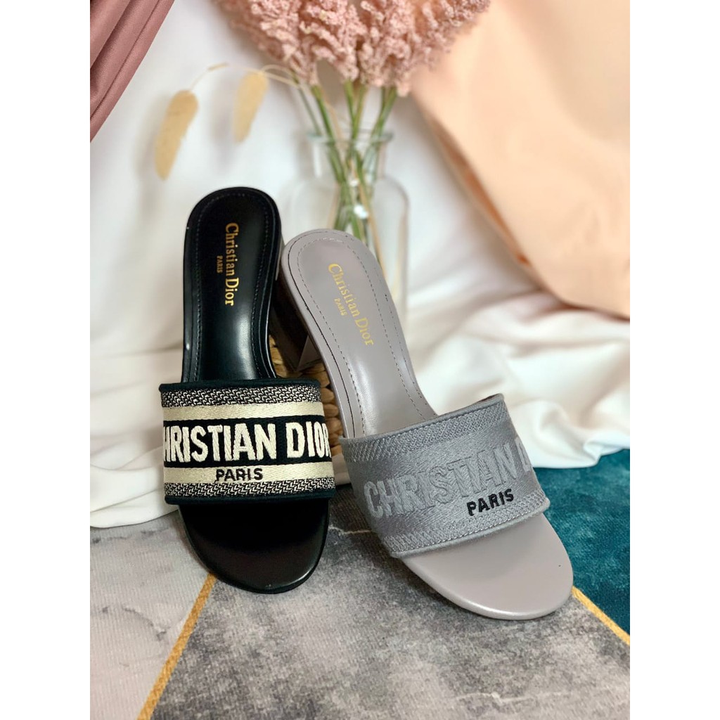 [7.7 Boombastis Sale⚡] - SANDAL WANITA DS015 DR FLATS SANDALS PREMIUM IMPORT