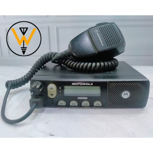 RADIO RIG MOTOROLA GM 3688 GM3688 UHF 403-470MHZ ORI KONDISI BEKAS