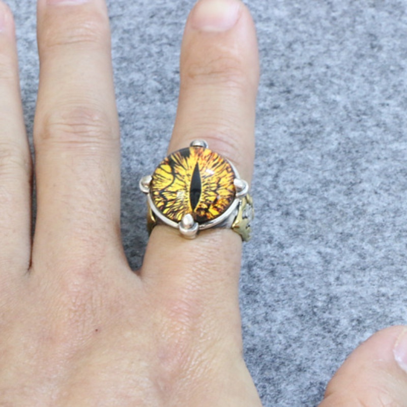 Cincin Model Terbuka Desain Mata Iblis Bahan Resin Warna Kuning Gaya Vintage Punk Gothic Untuk Pria