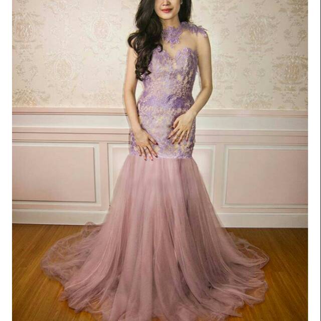 Gaun Pesta Brokat Chantily Model Mermaid Backless Tile Halus