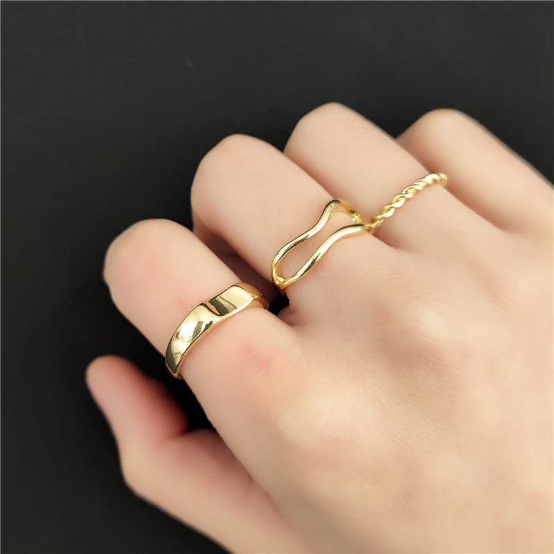 Set Cincin Aneka Bentuk Untuk Wanita