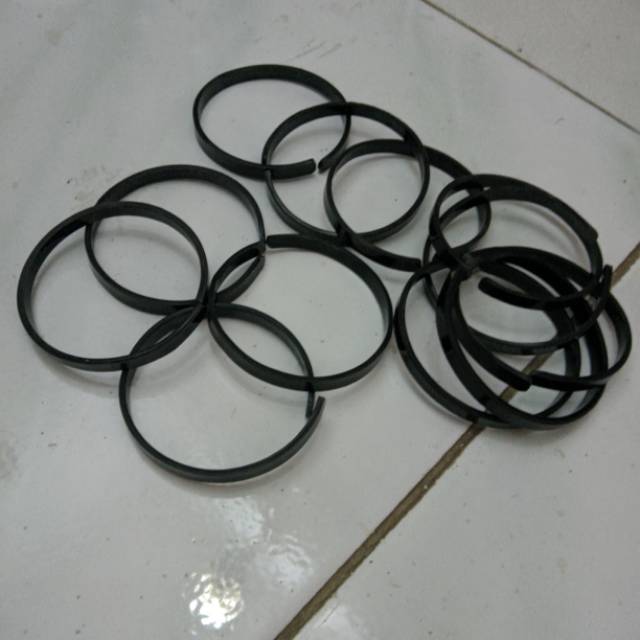 GELANG PLASTIK MIKA
