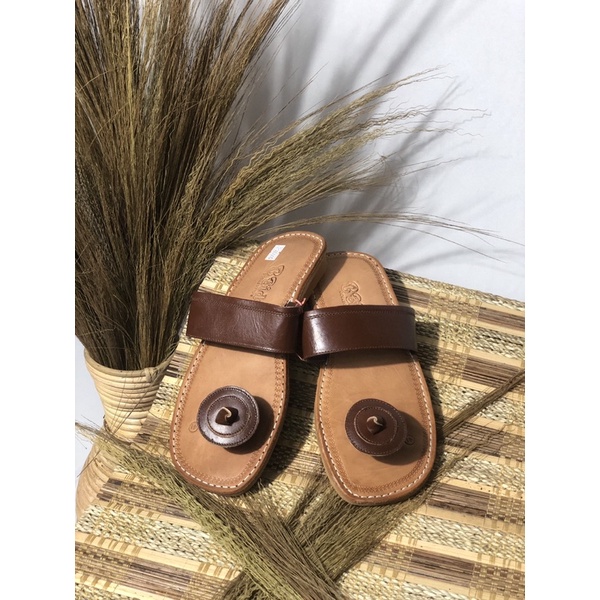 Sandal pria tarumpah Kulit Asli Warna Coklat / Sandal Jamur / Sendal tarumpah /Sandal Bido Asli