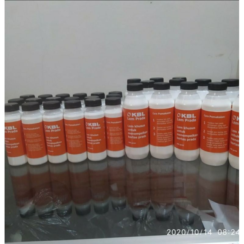 

lem prada lem khusus untuk menempelkan kertas prada 250 gram