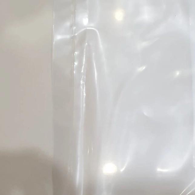 

Kantong Plastik Bening Besar ukuran 75x130 cm - PE 75X130cm tebal 0,3m