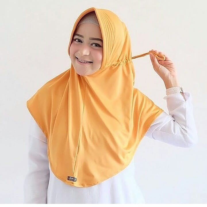 Jual Jilbab Serut / Hijab Instan Adiba / Khimar pet antem / Kerudung