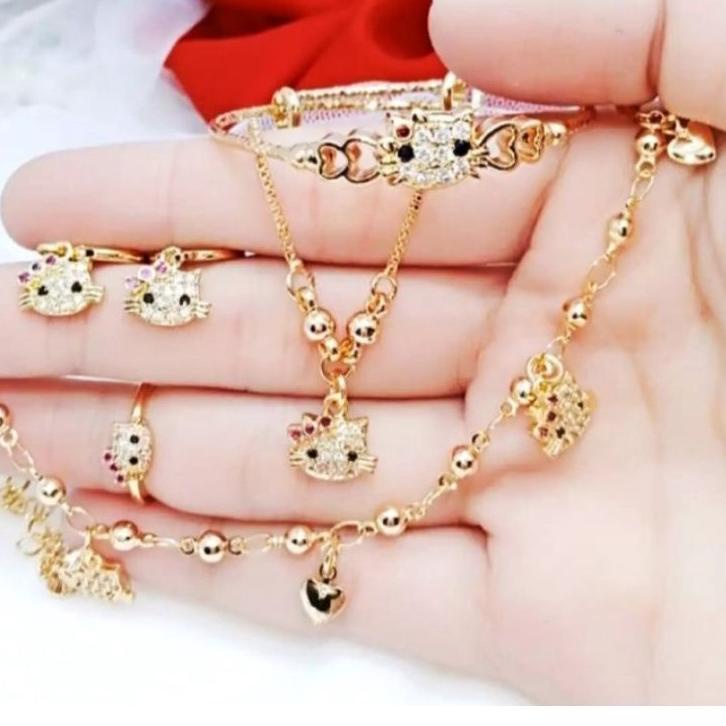 Terbaik.. set perhiasan anak, set A2. set perhiasan titanium asli anti luntur anti karat,1 set perhi
