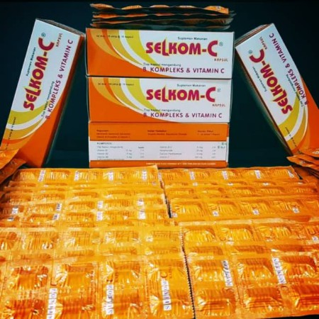 Selkom C suplemen makanan 1box isi 10 strip HARGA/BOX